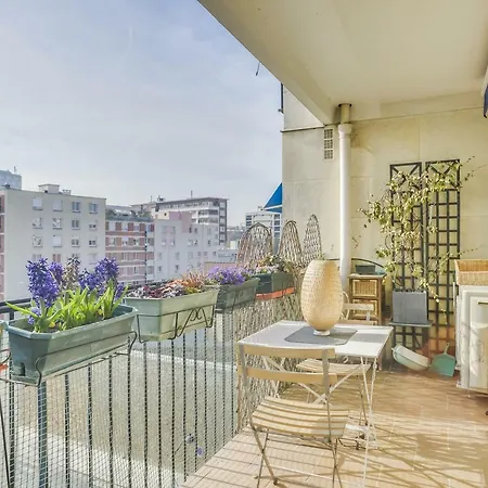 Charming With Terrace By Weekome *
