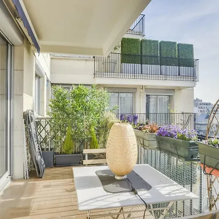 Charming With Terrace By Weekome *