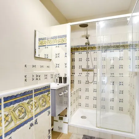 Apartment Charming With Terrace By Weekome *