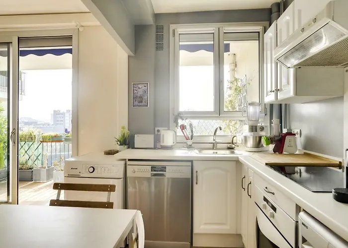 Charming With Terrace By Weekome *